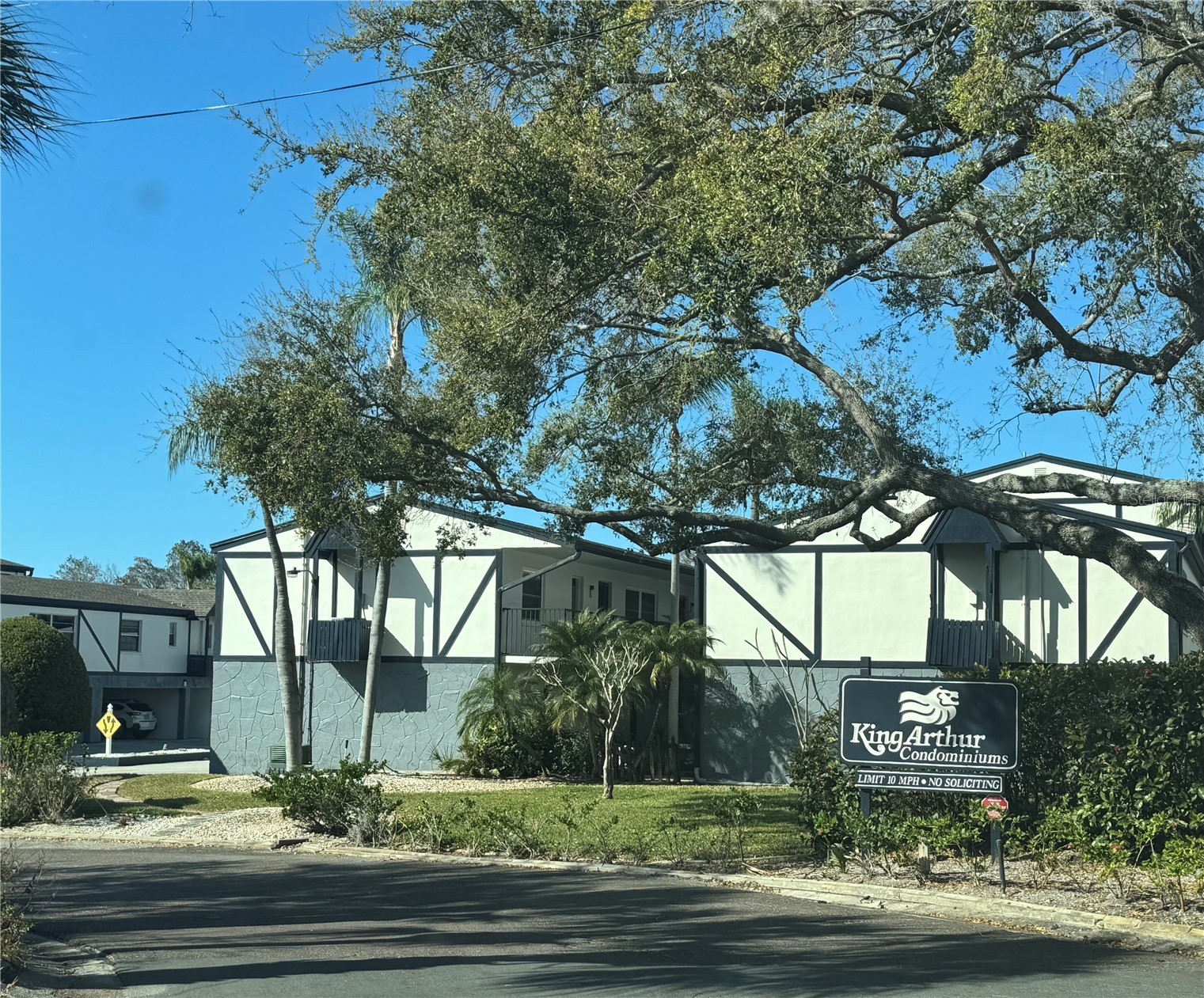 1126 KING ARTHUR COURT 413