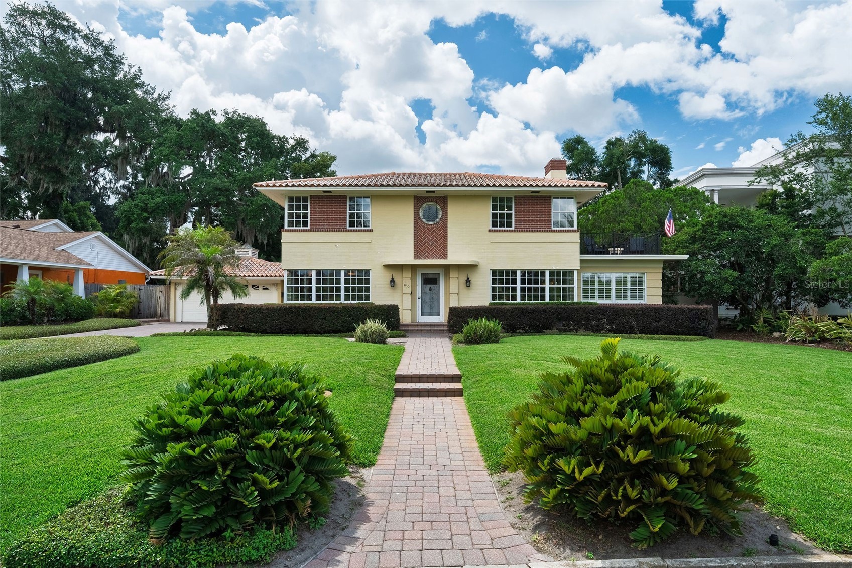 830 LAKE DAVIS DRIVE