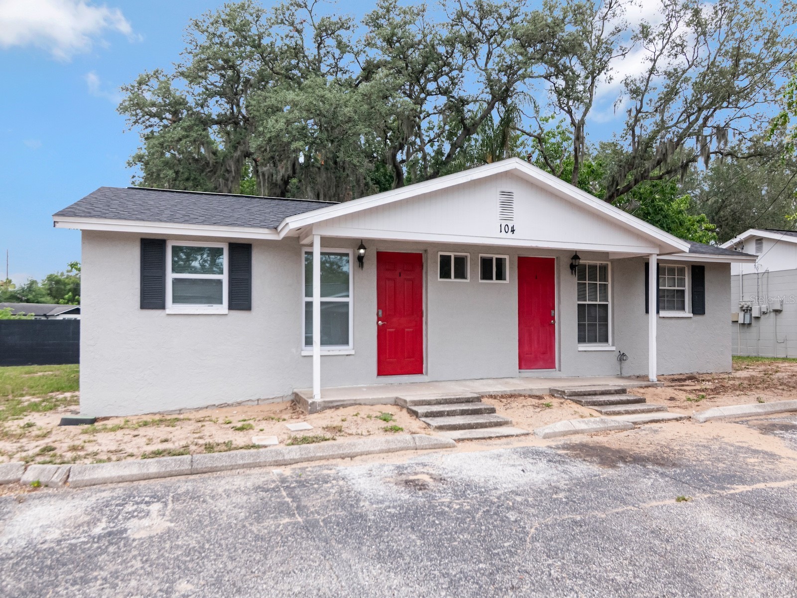 104 KARDE LANE A