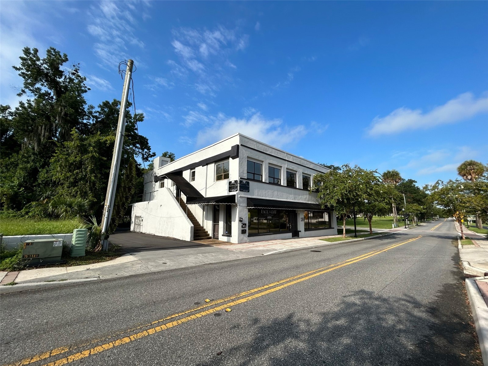 118 SW FORT KING STREET