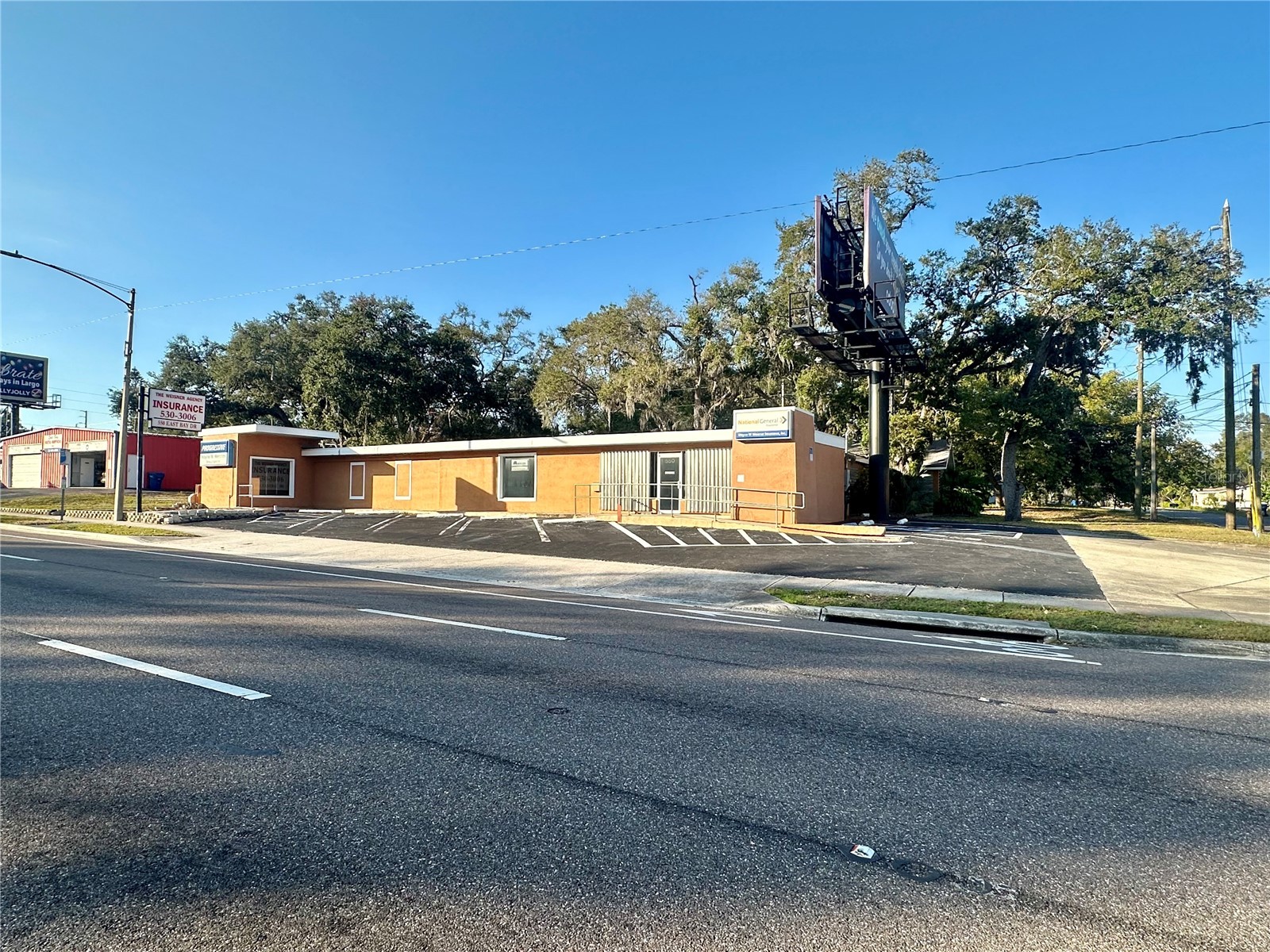 550 E BAY DRIVE