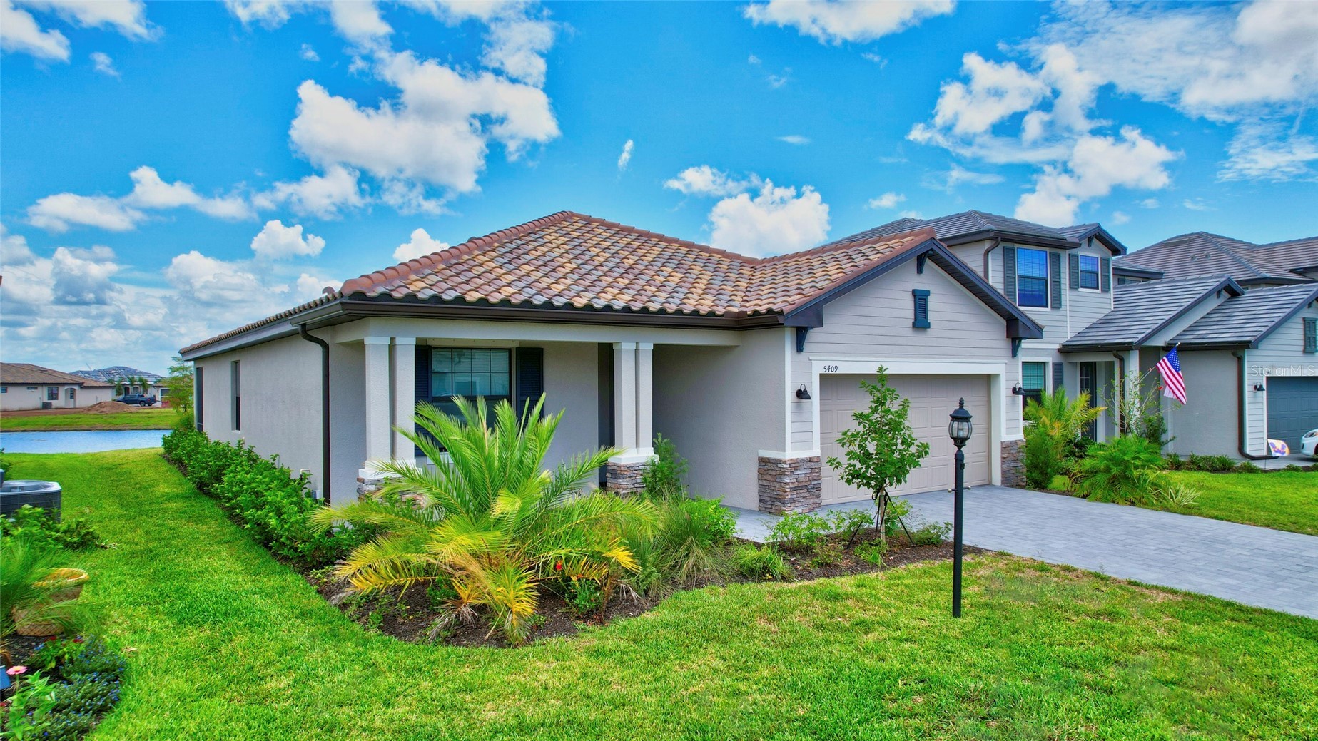 5409 CORAL REEF WAY