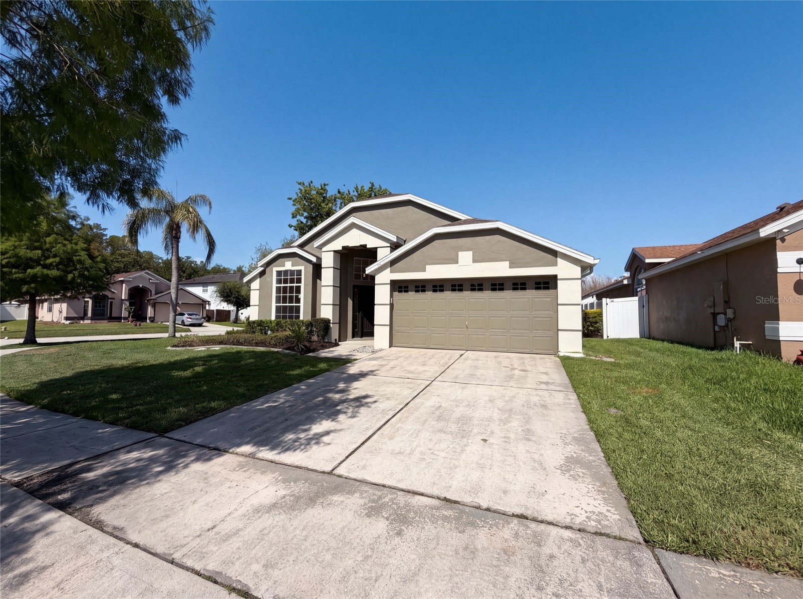 701 MAGNOLIA CREEK CIRCLE