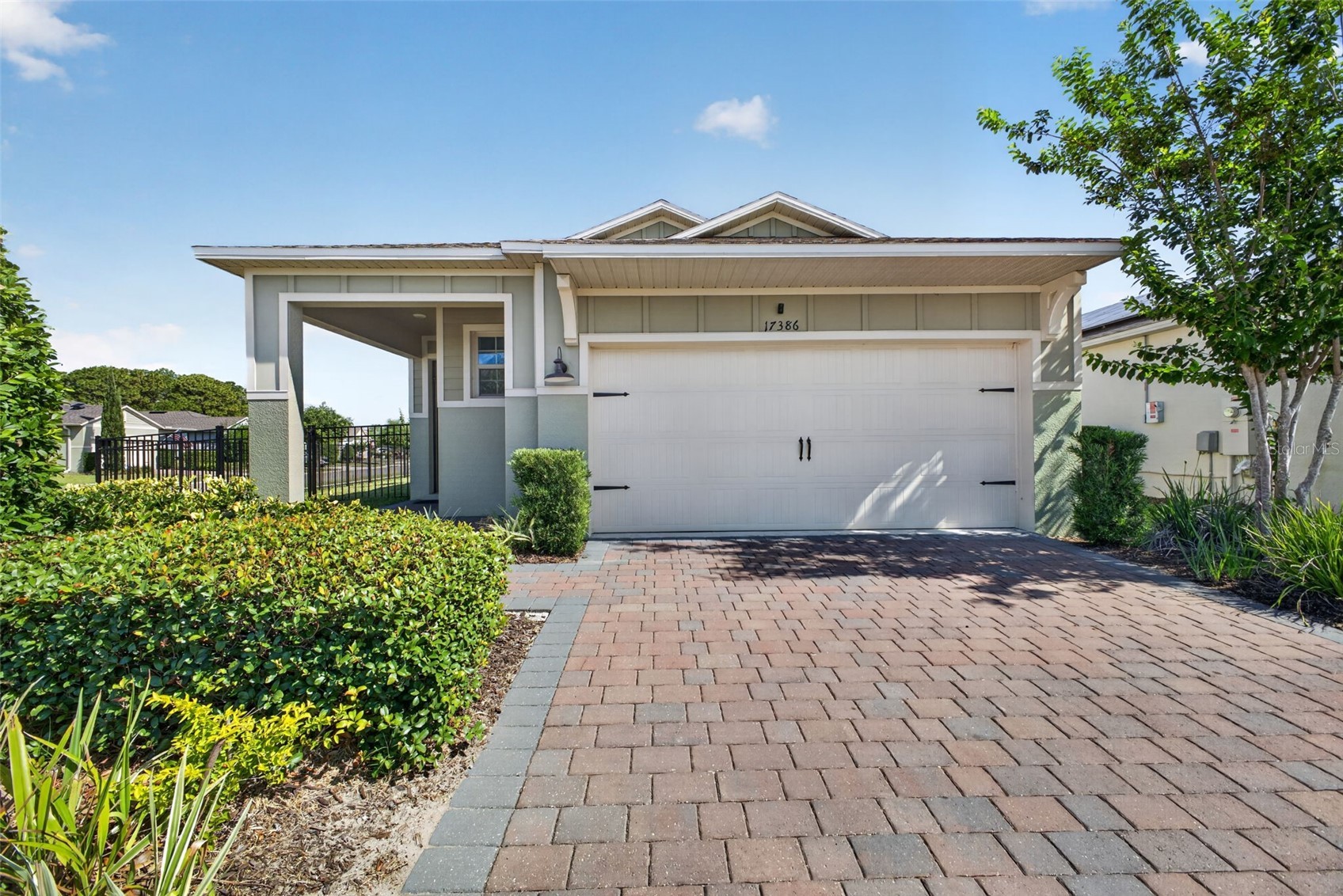 17386 BLAZING STAR CIRCLE