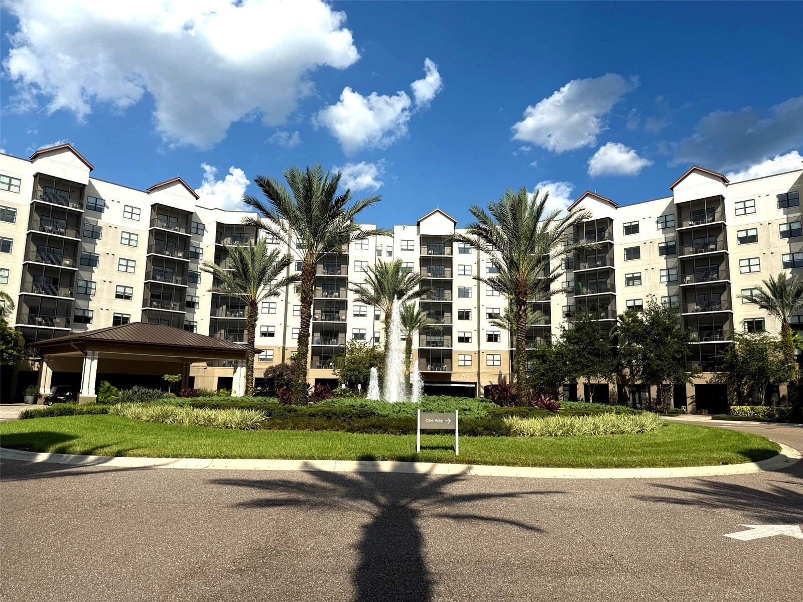 14501 GROVE RESORT AVENUE 2703
