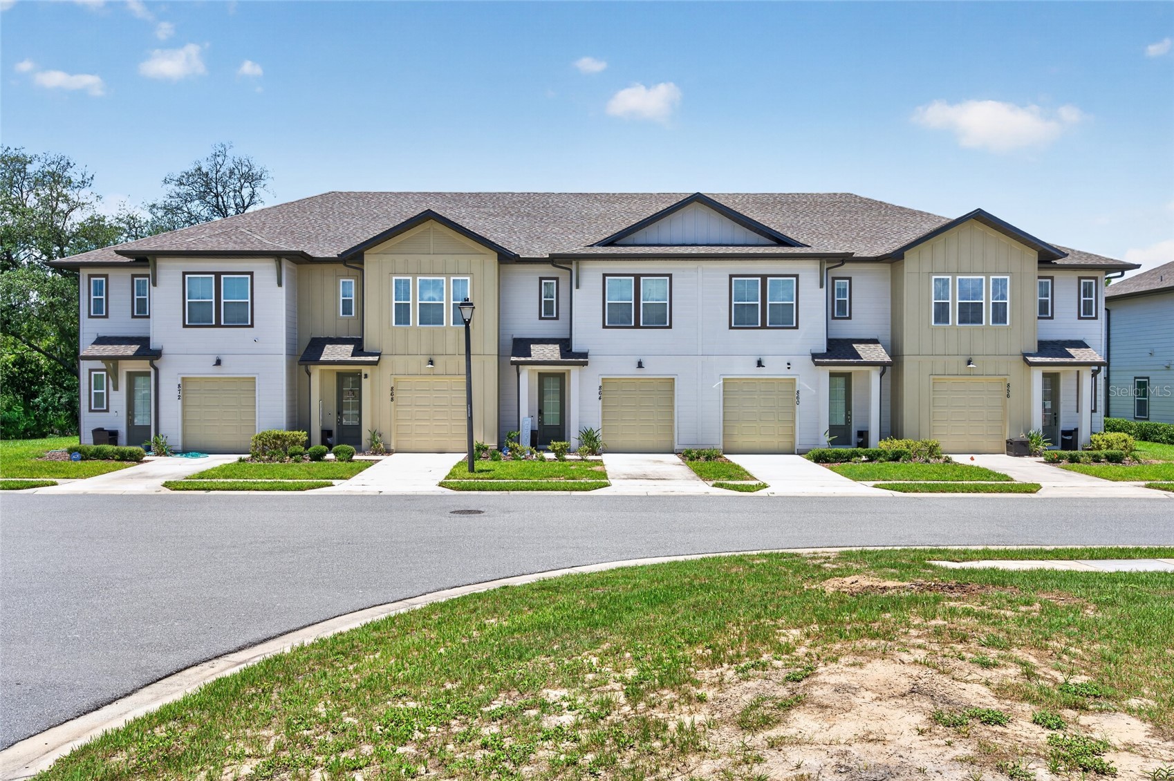 864 LONGBOAT DRIVE