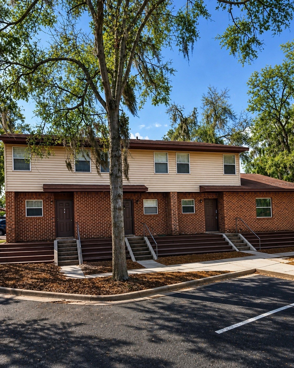 1197-1197 BENTLEY ROAD 3
