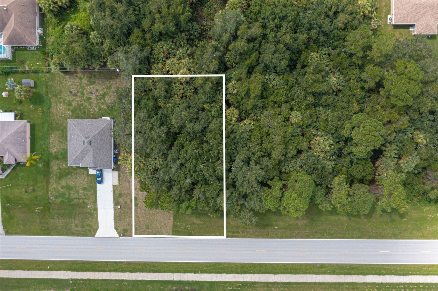 E PRICE BOULEVARD LOT 7