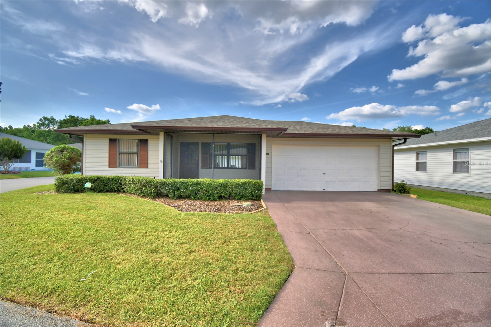 4828 SQUIRE HOLLOW DRIVE