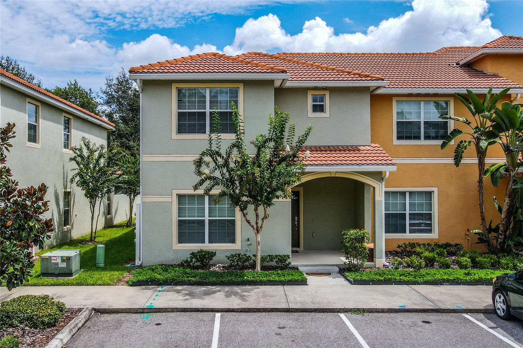 2963 BANANA PALM DRIVE