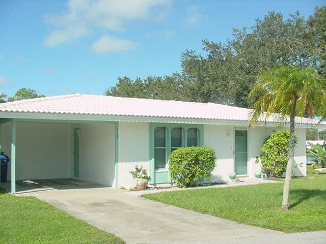 519 CIRCLEWOOD DRIVE 519