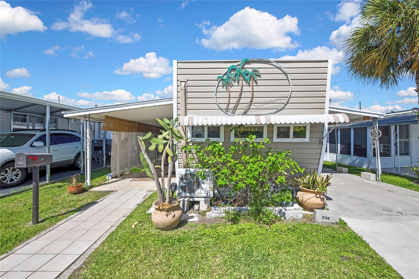 800 32ND AVENUE S 606