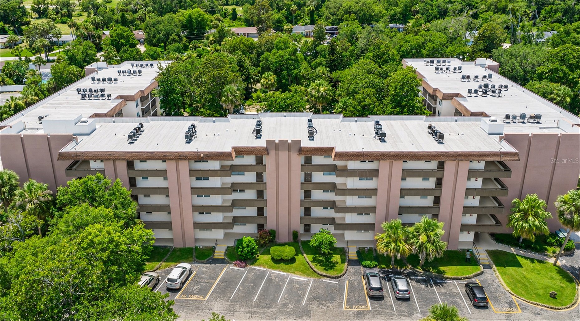 640 N NOVA ROAD 209