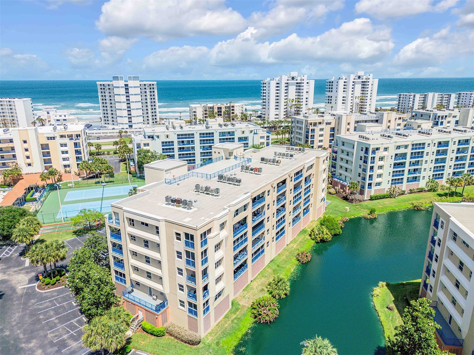 5300 S ATLANTIC AVENUE 8-206