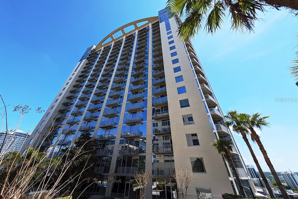 155 S COURT AVENUE 1009
