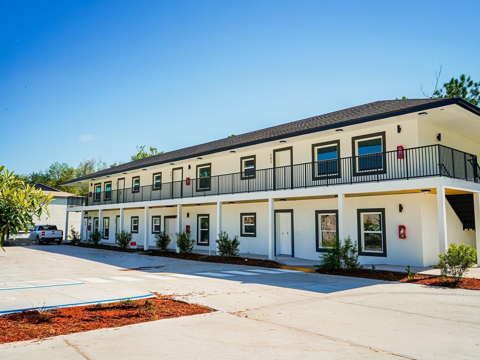 2201 CONWAY DRIVE 102
