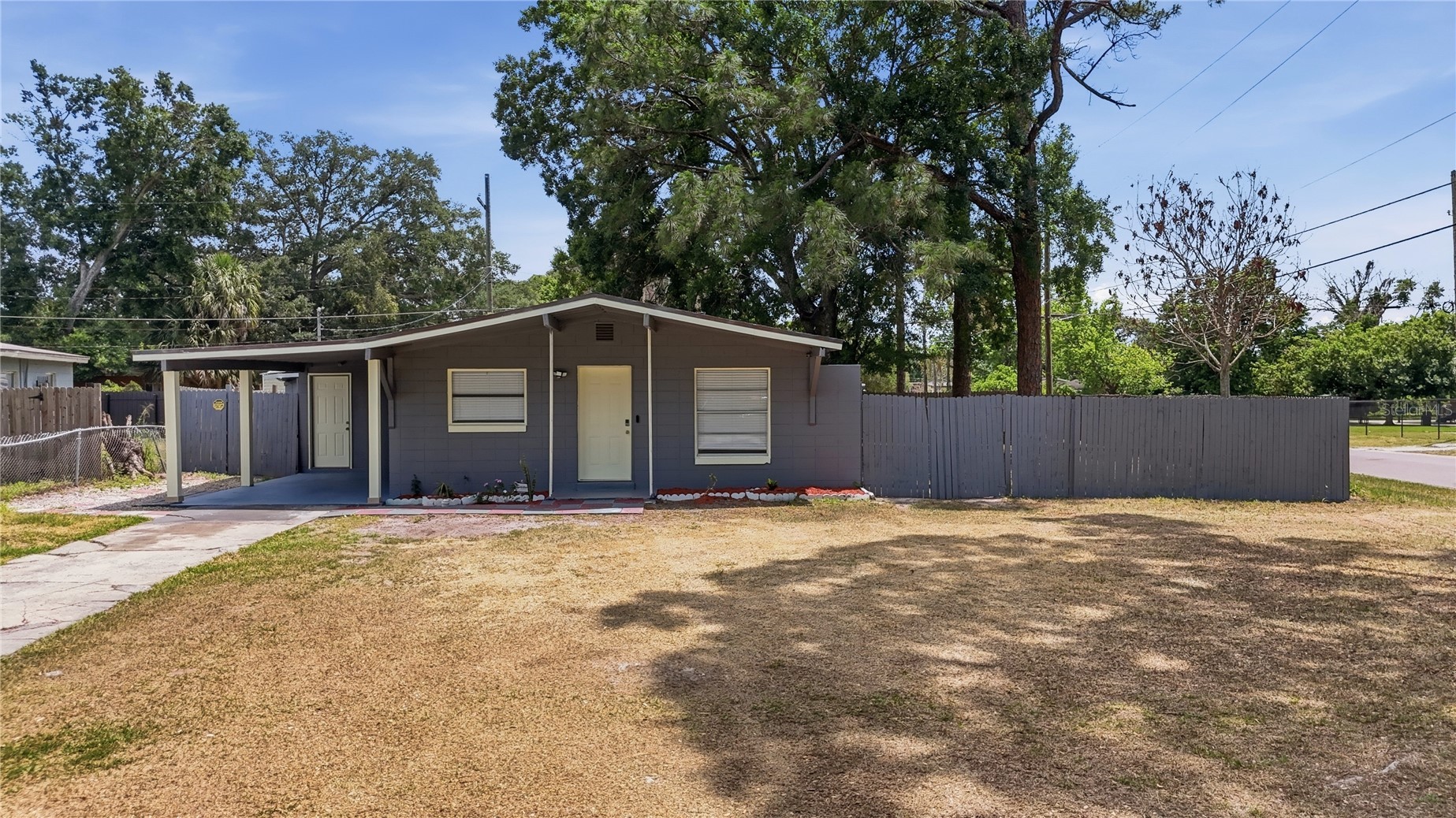 1401 RADLEIGH PLACE