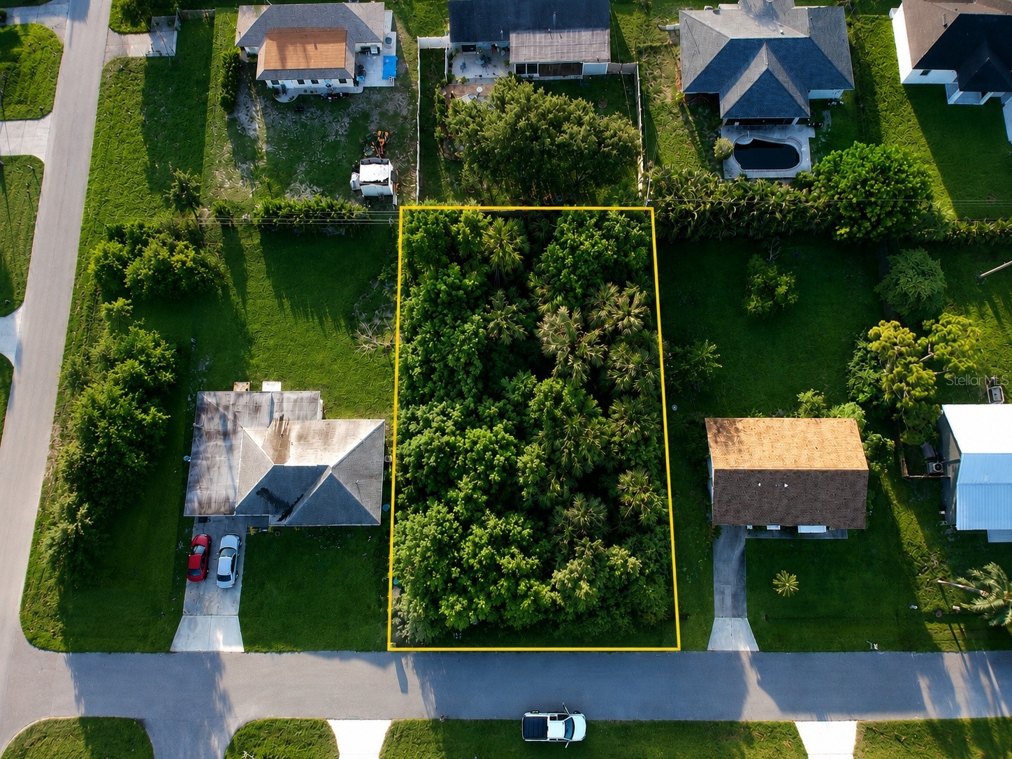 333 SKYLARK LANE NW