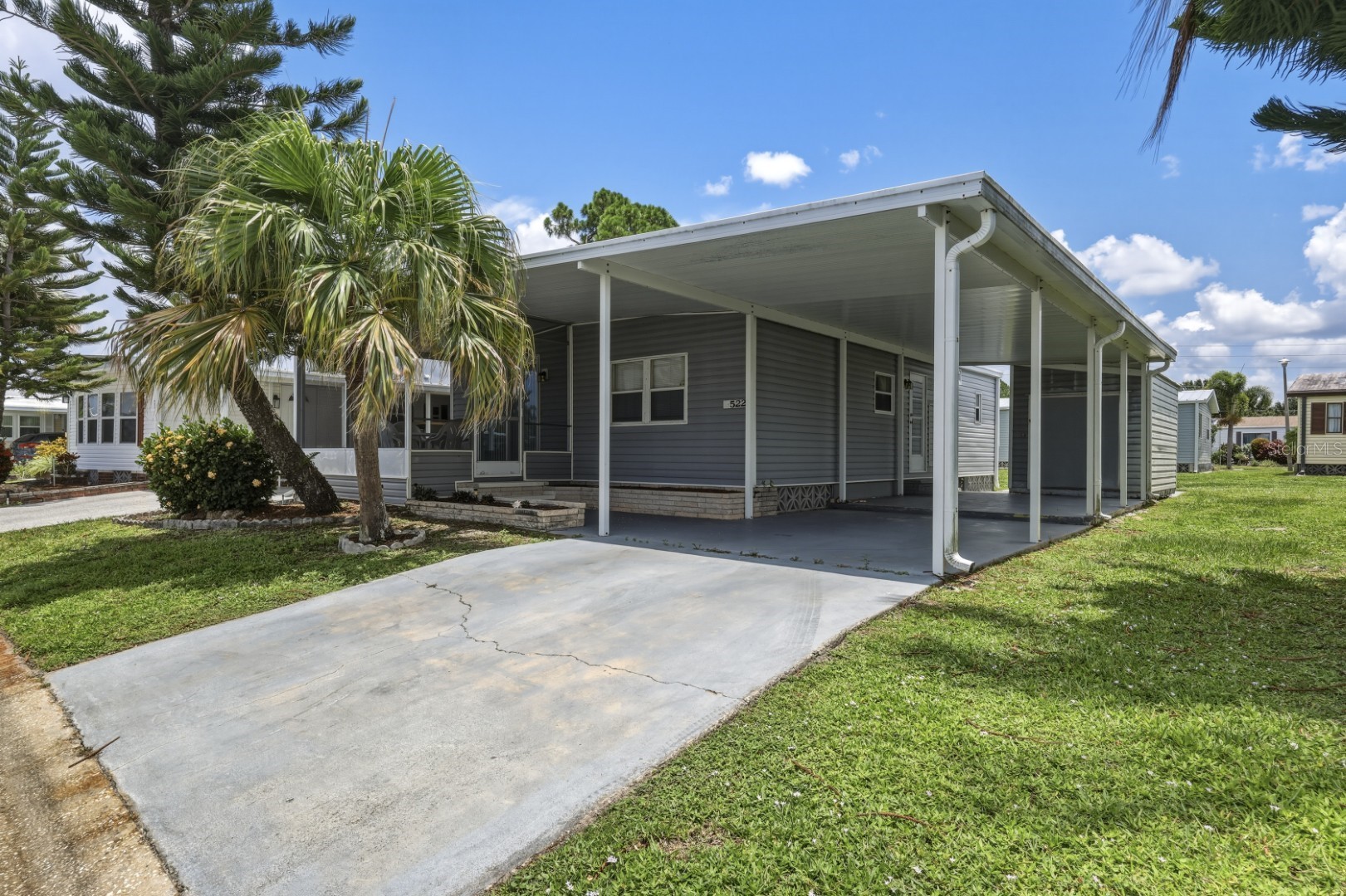 2100 KINGS HIGHWAY 522