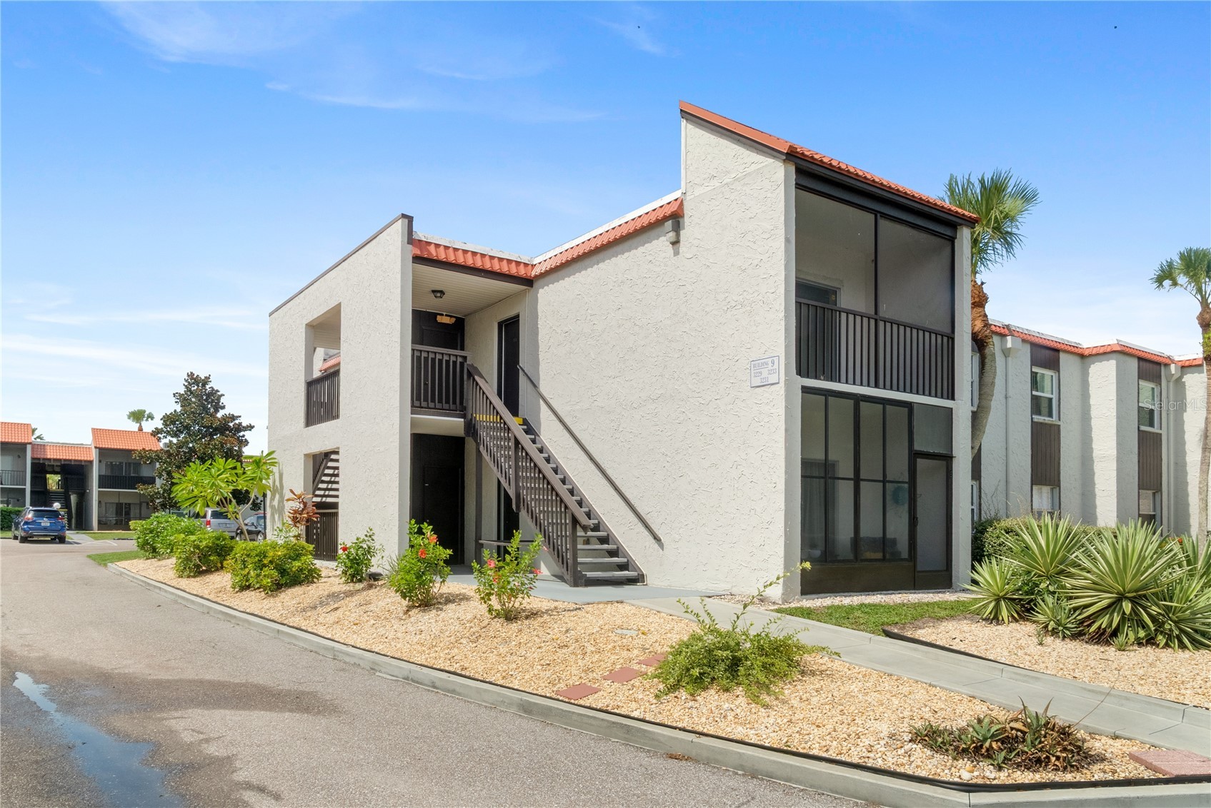 3229 BENEVA ROAD 203