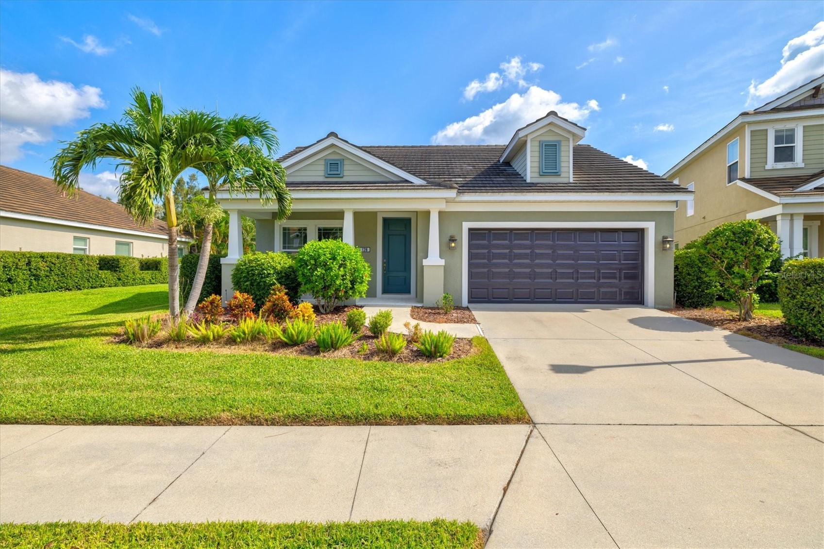 128 AVENS DR