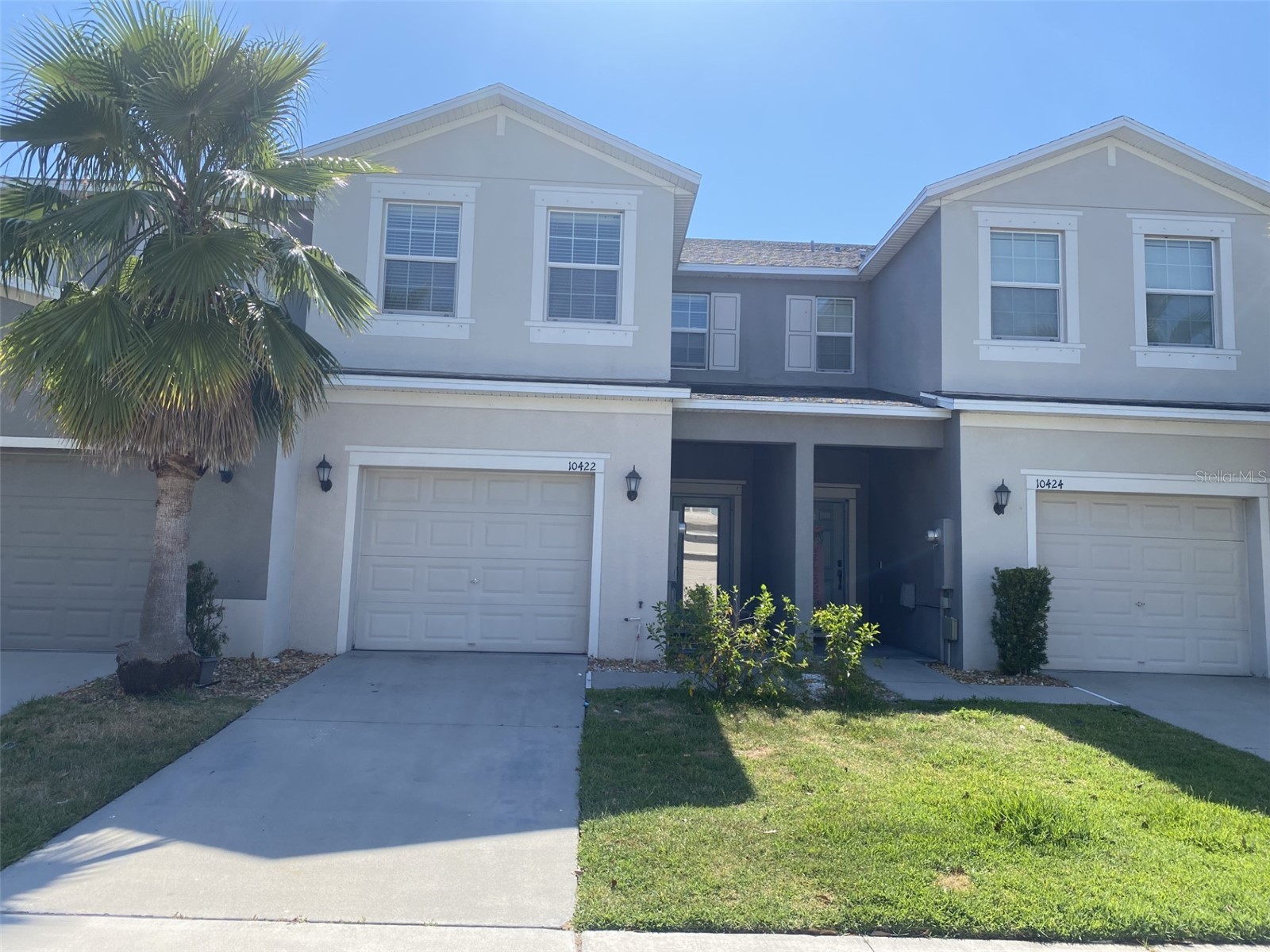 10422 LAKE MONTAUK DRIVE