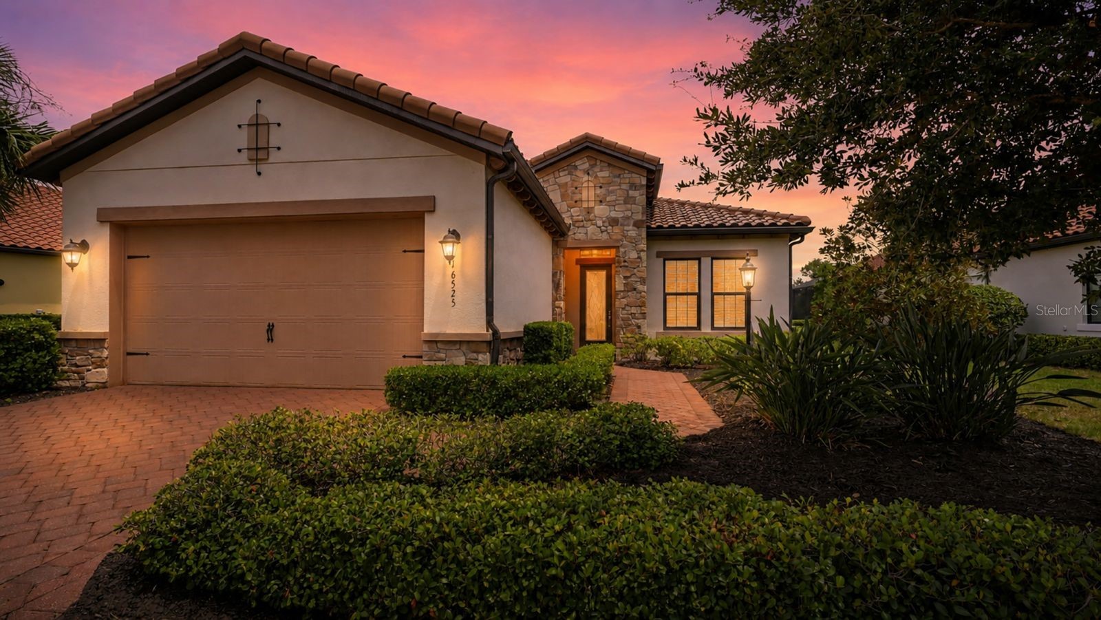 16525 HILLSIDE CIRCLE