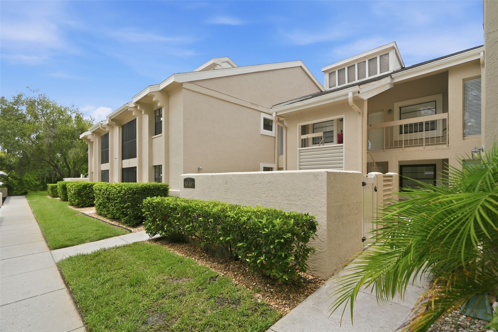 60 ST ANDREWS PLACE 60