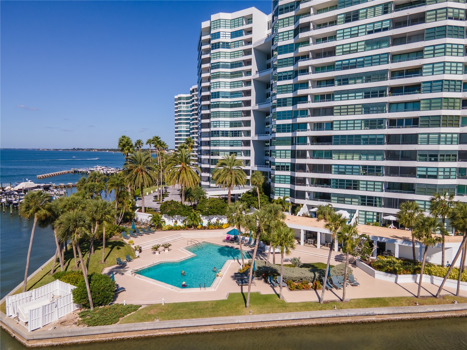 888 BOULEVARD OF THE ARTS 1705