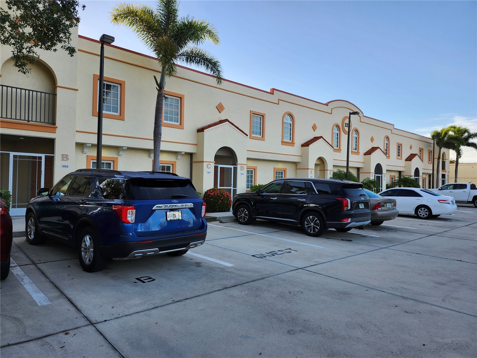 1216 RIO DE JANEIRO AVENUE 301