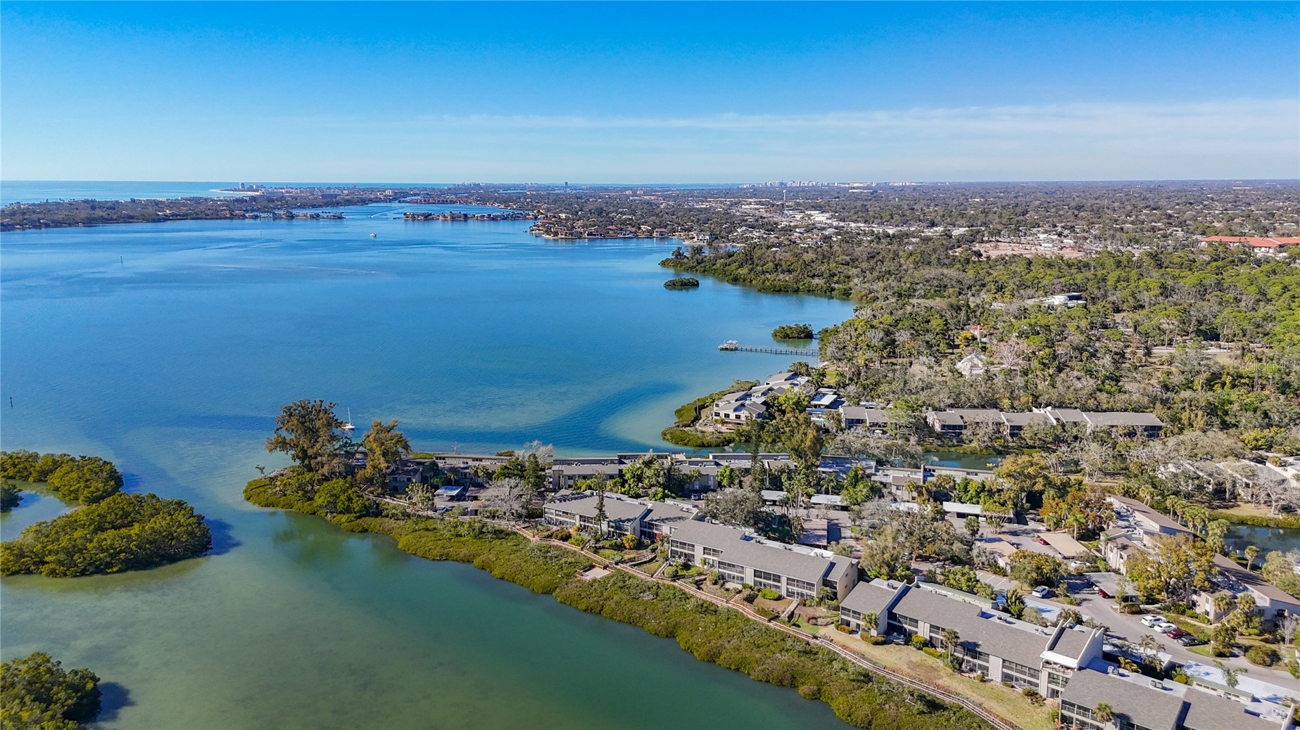 1511 PELICAN POINT DRIVE BA180