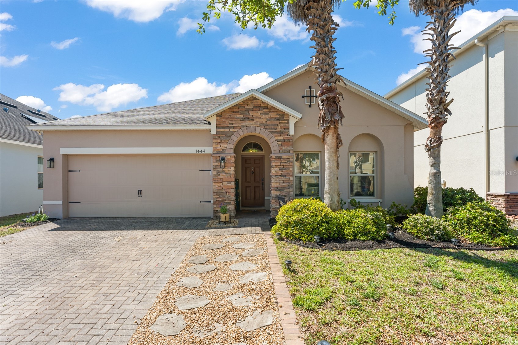 1444 PINE MARSH LOOP