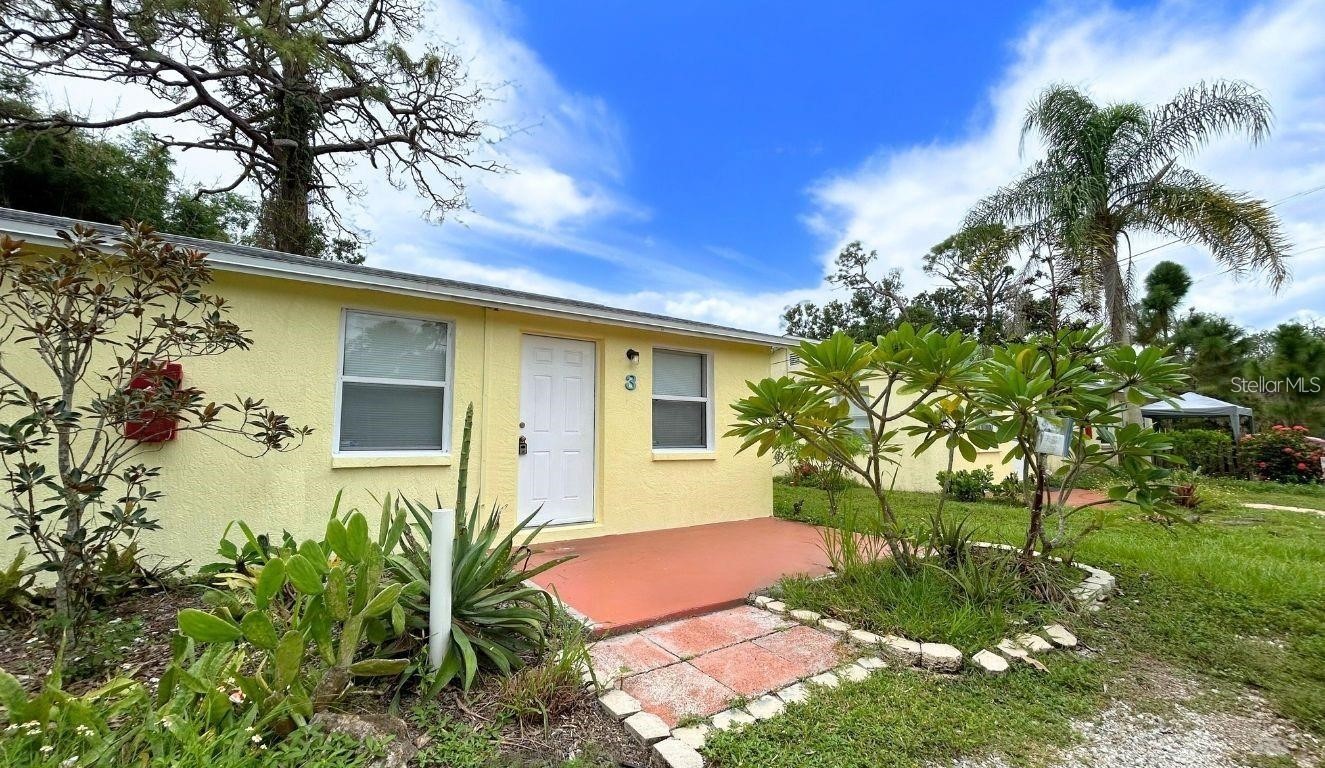 255 PINEAPPLE STREET 3