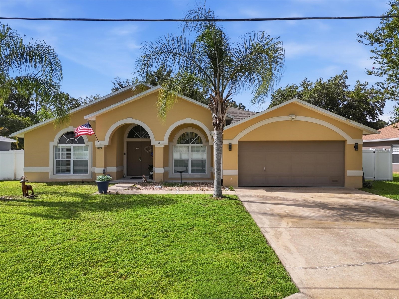 10 LARKSPUR WAY