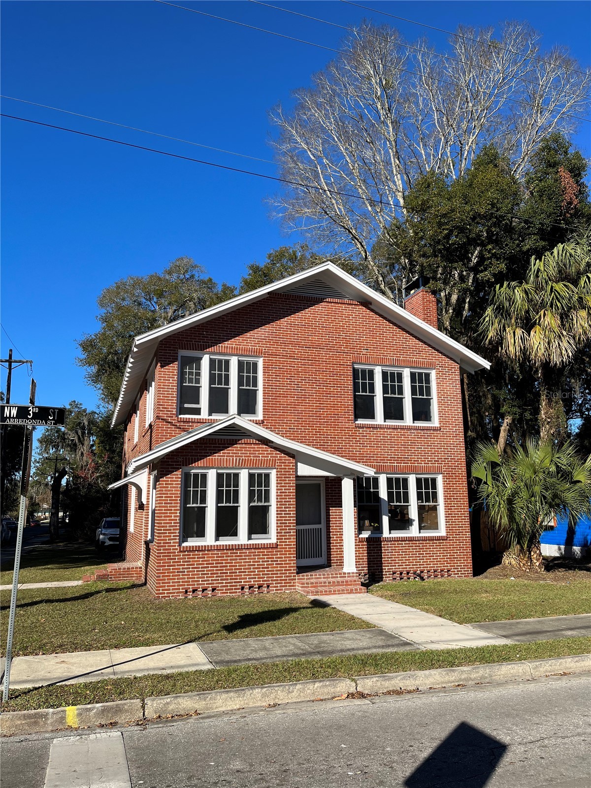 204 NW 3RD STREET