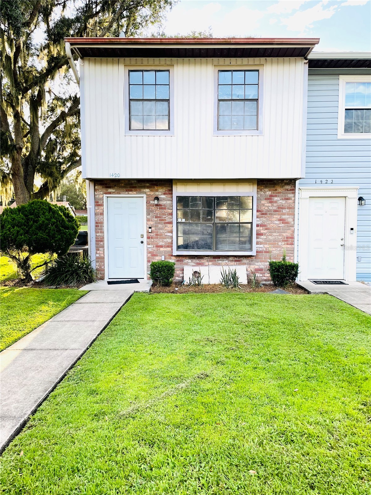 1420 RIDGE LAKE COURT