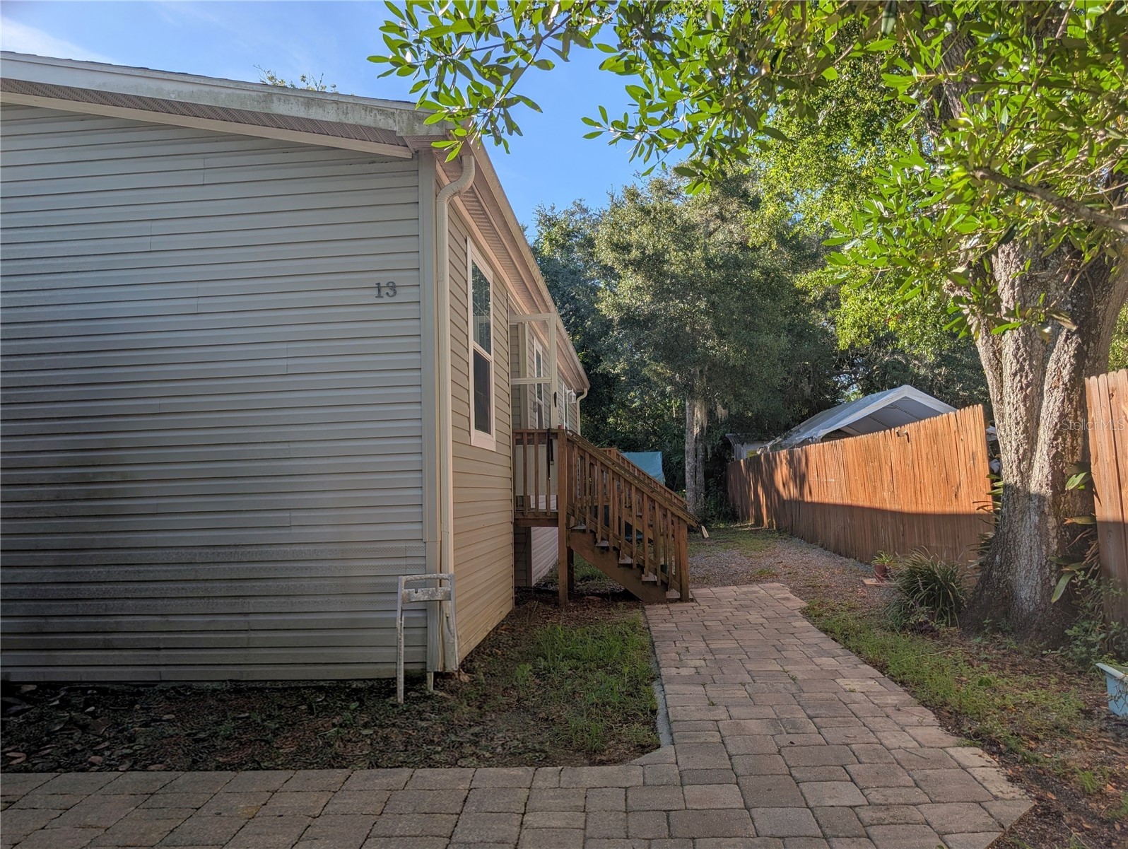 13 MAGNOLIA ROAD