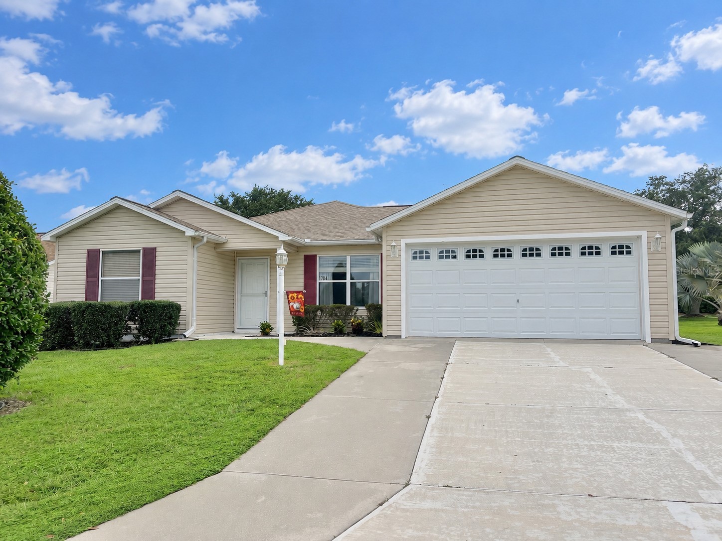 1704 LISETTE WAY