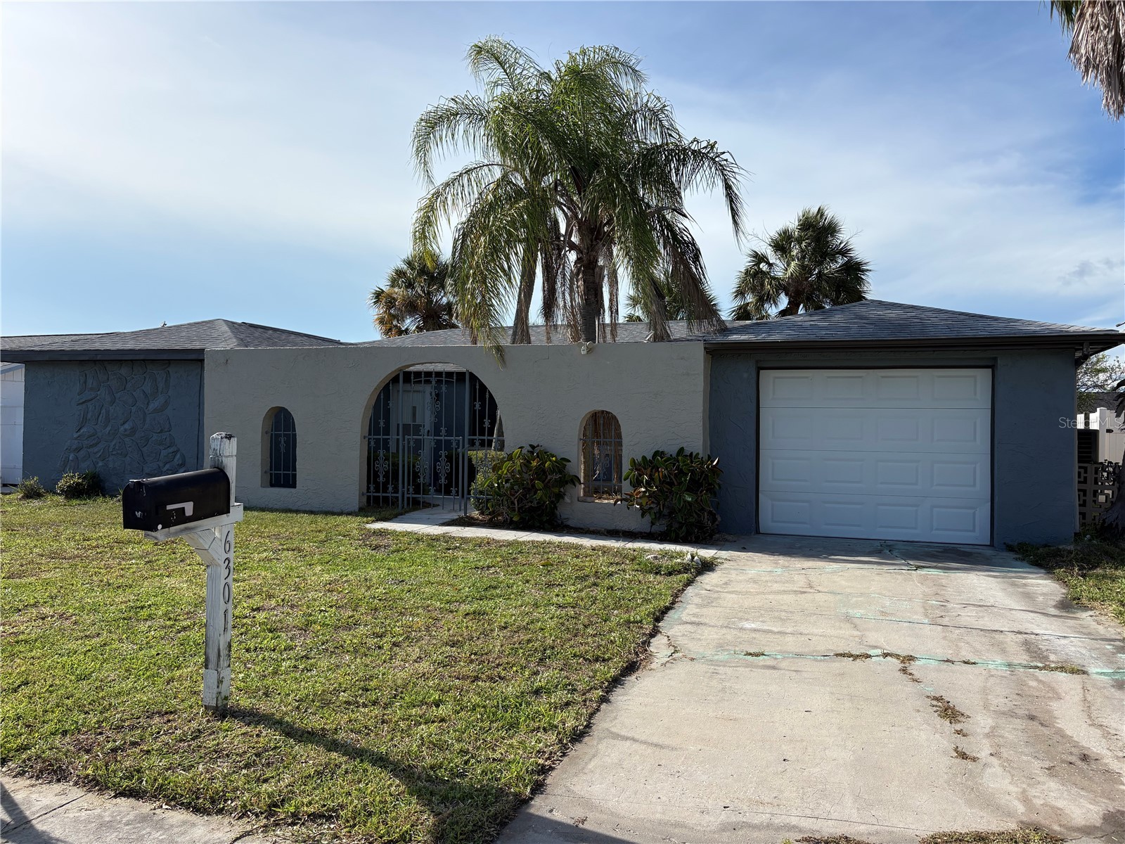 6301 SEABREEZE DRIVE