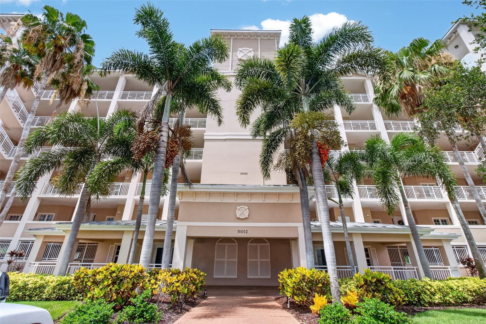 10002 KEY HAVEN ROAD 204