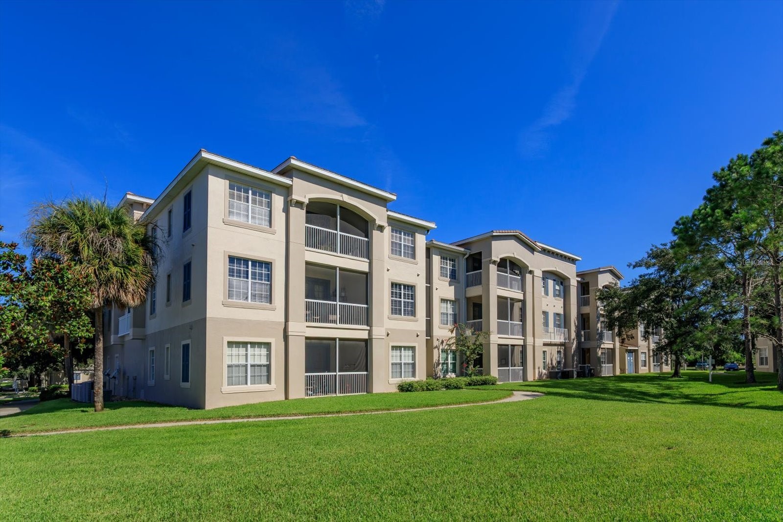 3001 LAUREL RUN LANE 206