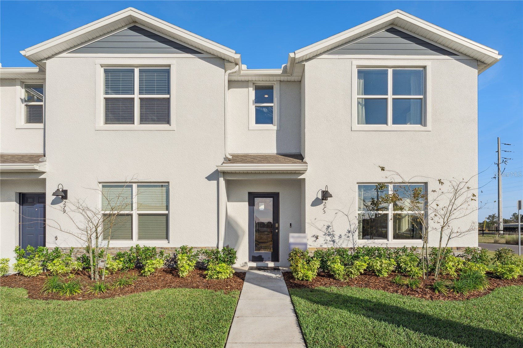 592 PRESTON COVE DRIVE