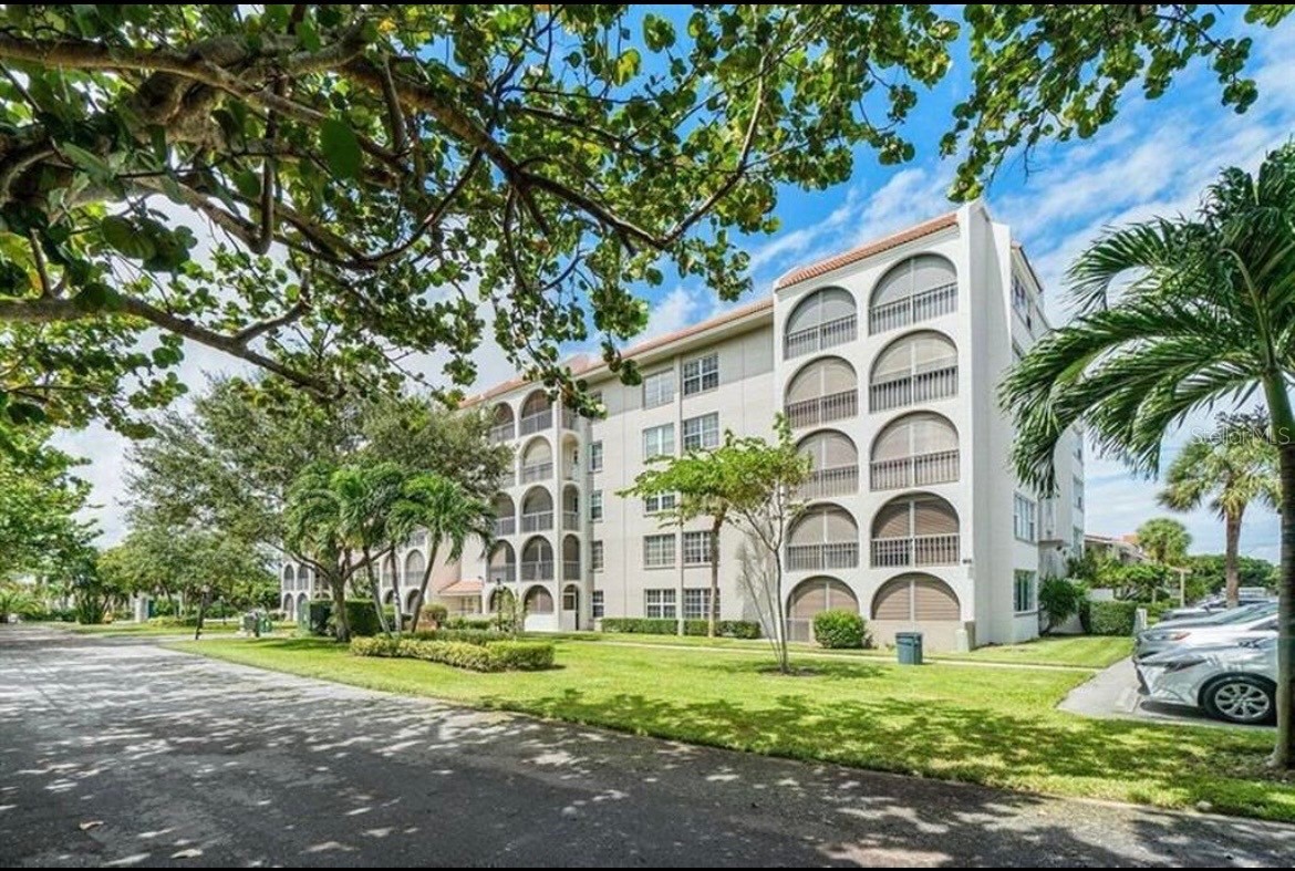 250 NE 20TH STREET 3030