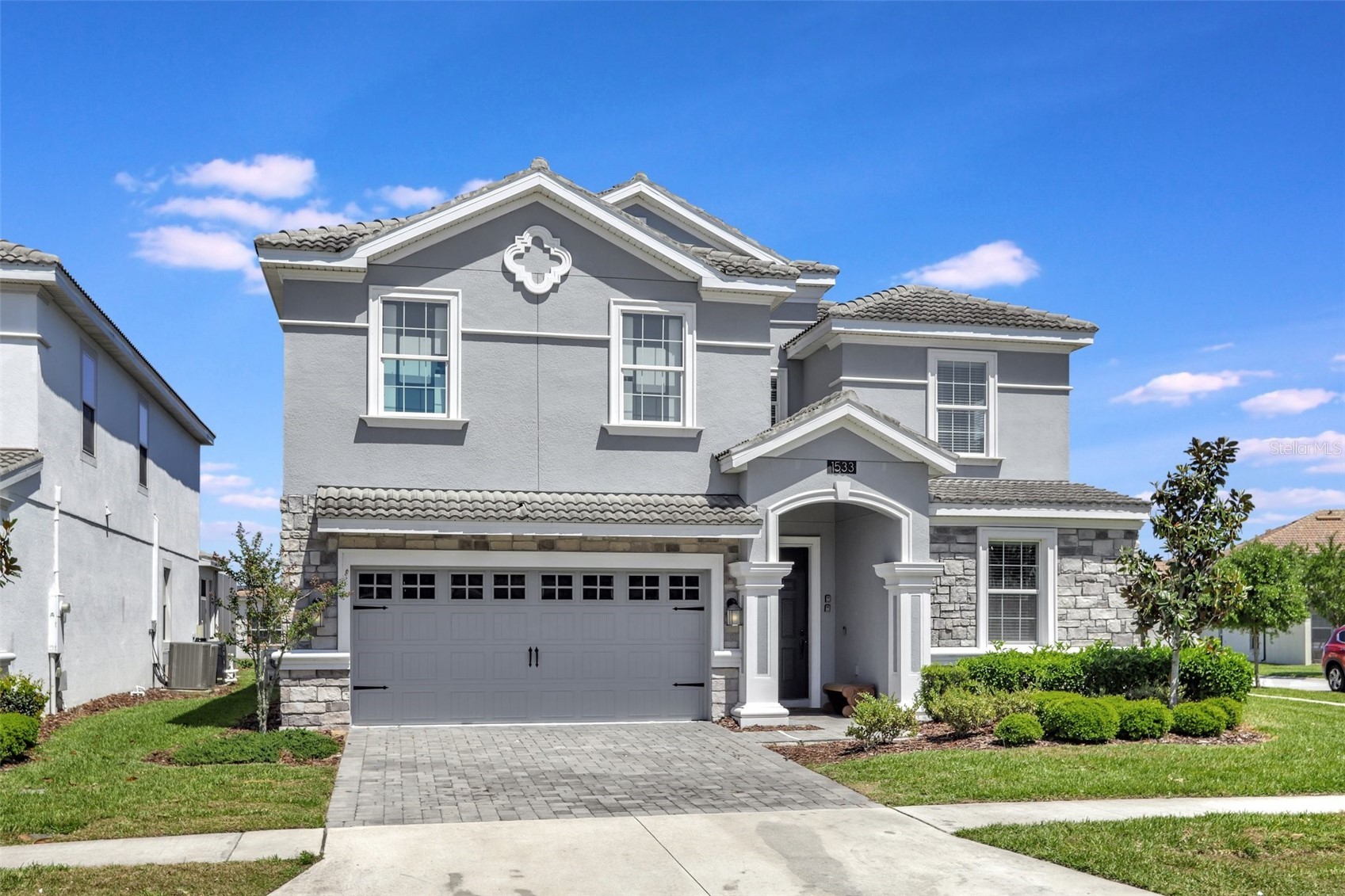 1533 FLANGE DRIVE