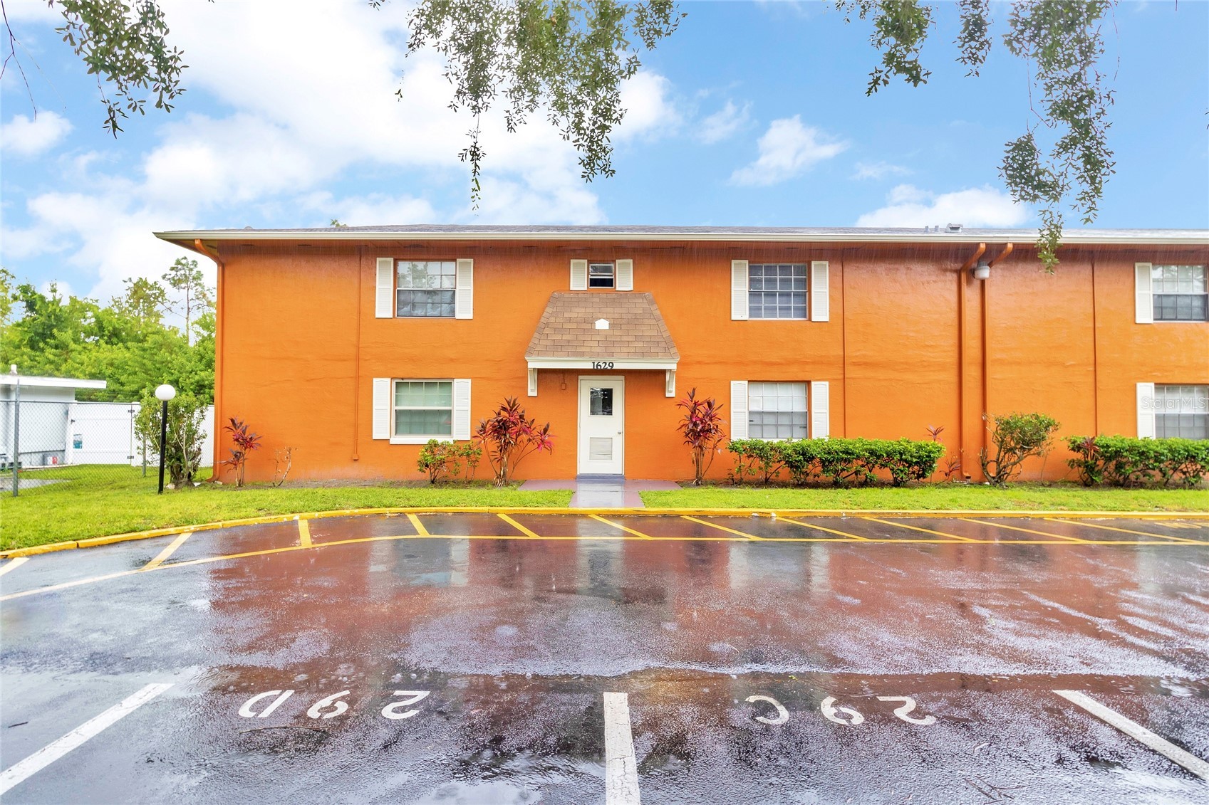 1629 W OAK RIDGE ROAD 1629D