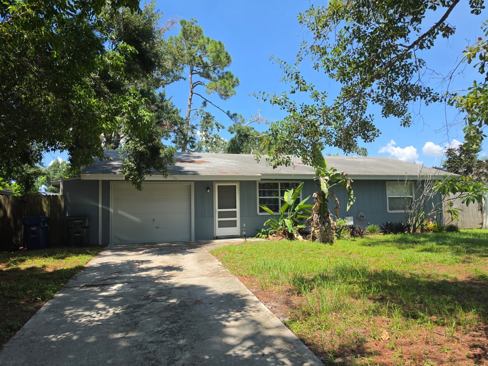 3977 VANA DRIVE