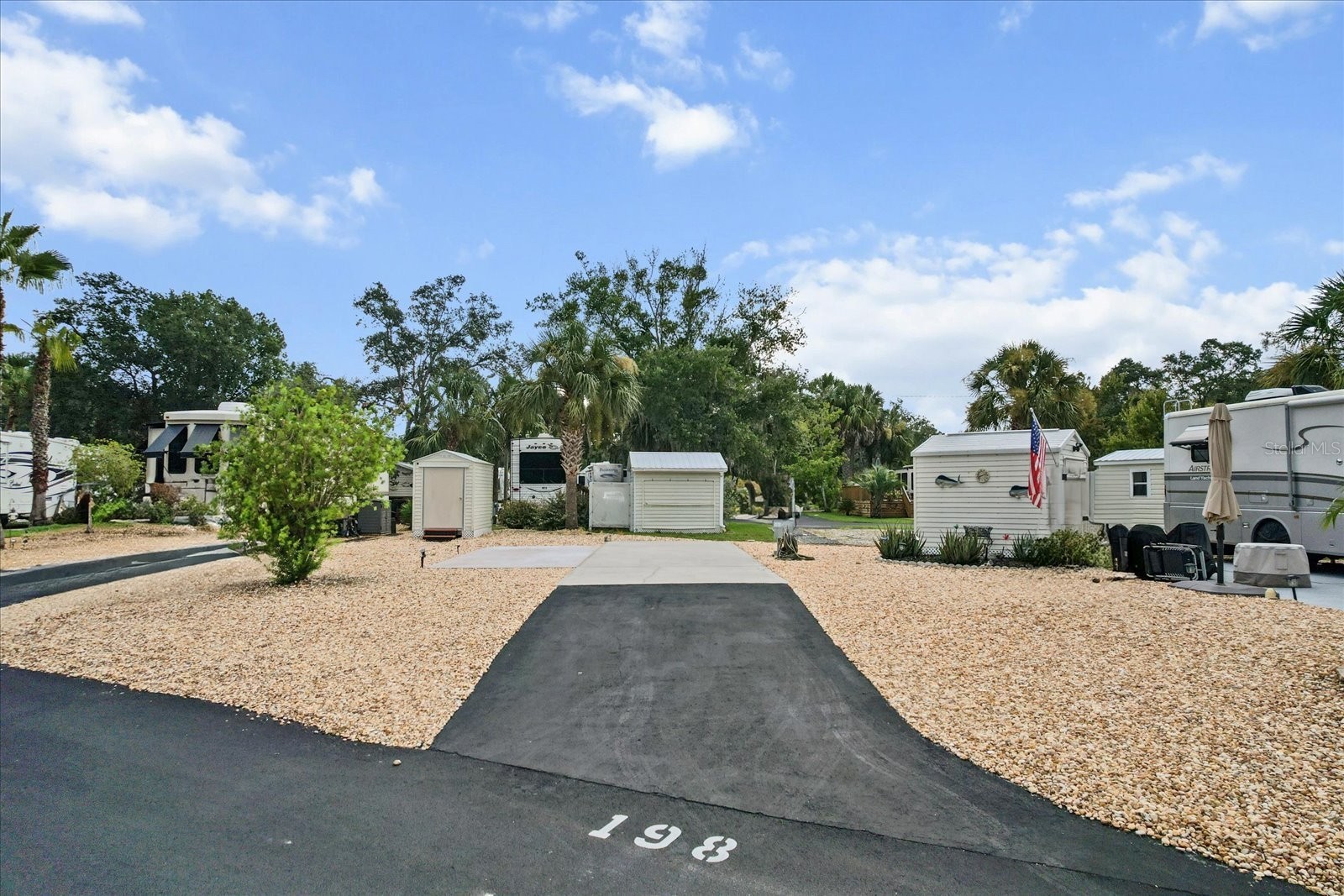 10173 SUNCOAST BOULEVARD Lot 198