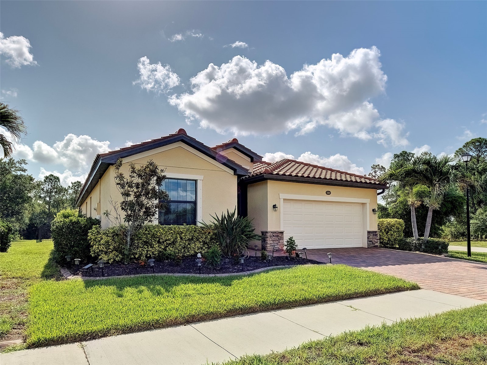 12390 CINQUETERRE DRIVE