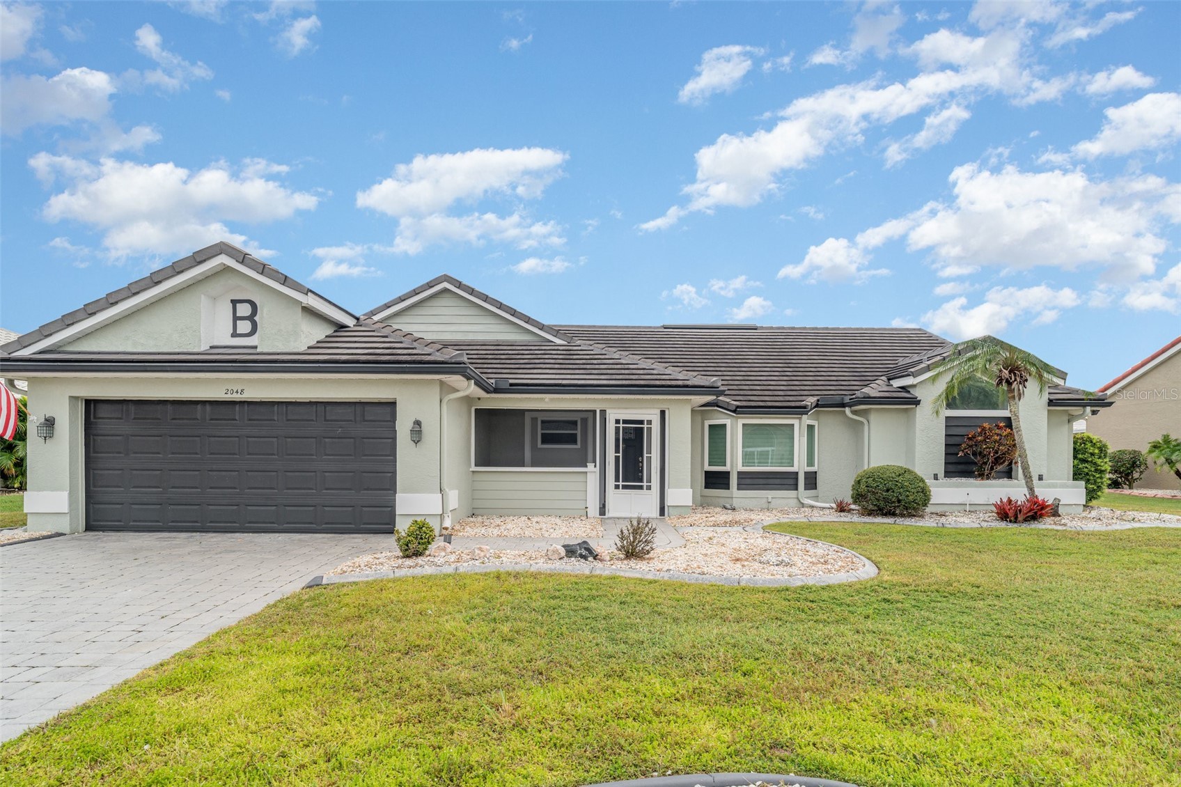 2048 BERRY ROBERTS DRIVE