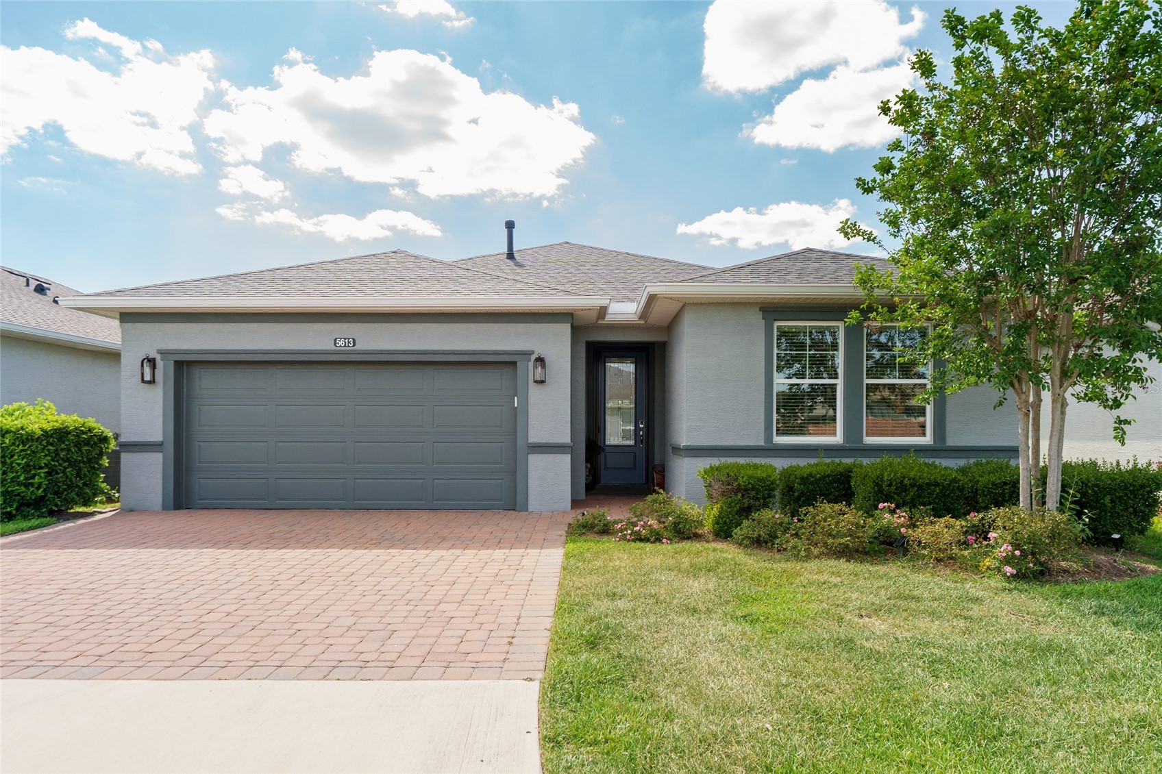 5613 NW 40TH LOOP